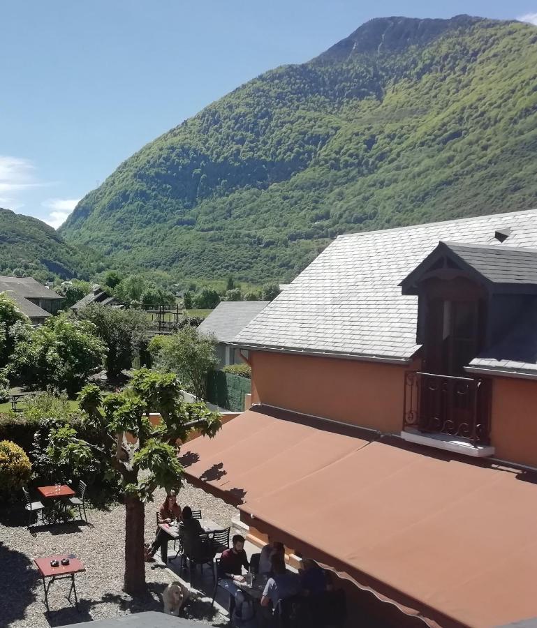 Hotel De La Gare Пиерфит-Нестала Екстериор снимка